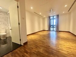 The Colonnade (D10), Condominium #584532501